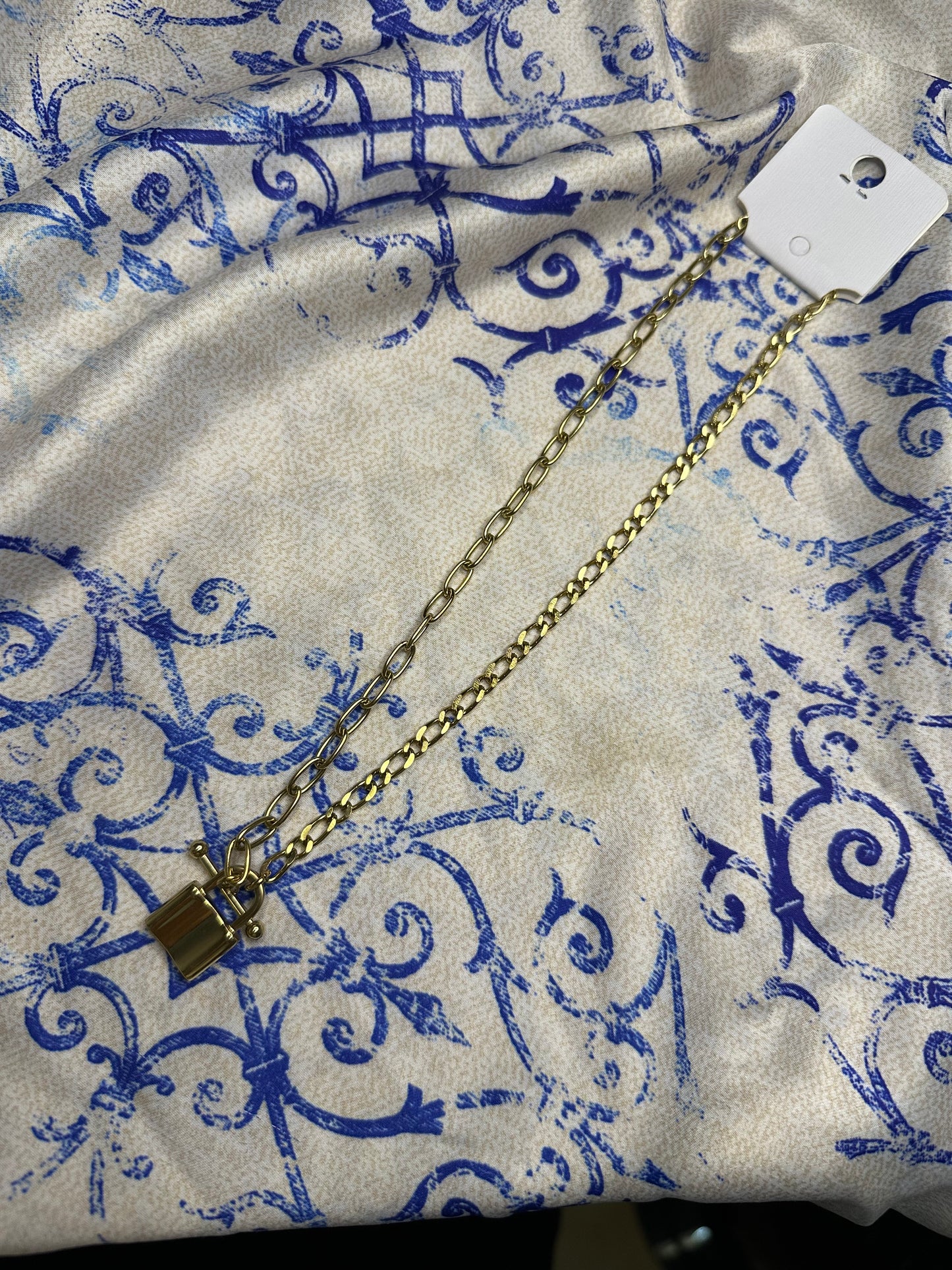 Collier cadenas dorée acier inoxydable